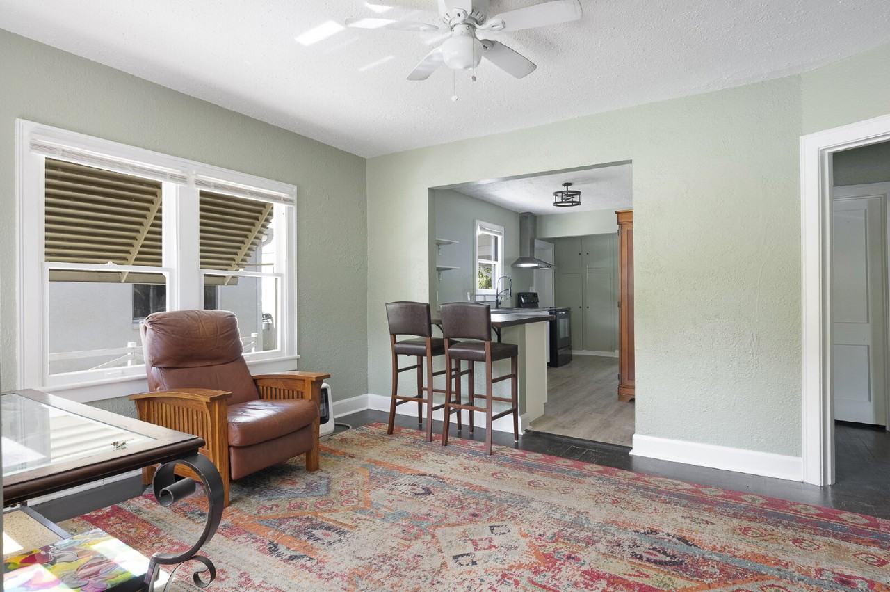 2521 4th St S - Photo 4 of 21