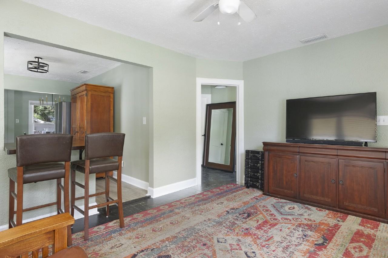 2521 4th St S - Photo 5 of 21