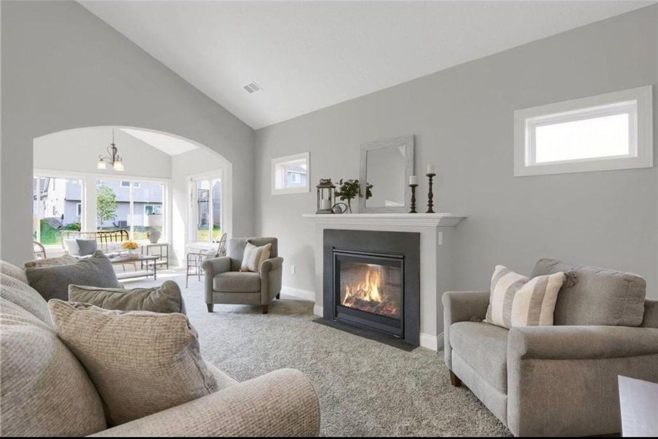 6766 Ivy Wood Ave - Photo 3 of 15
