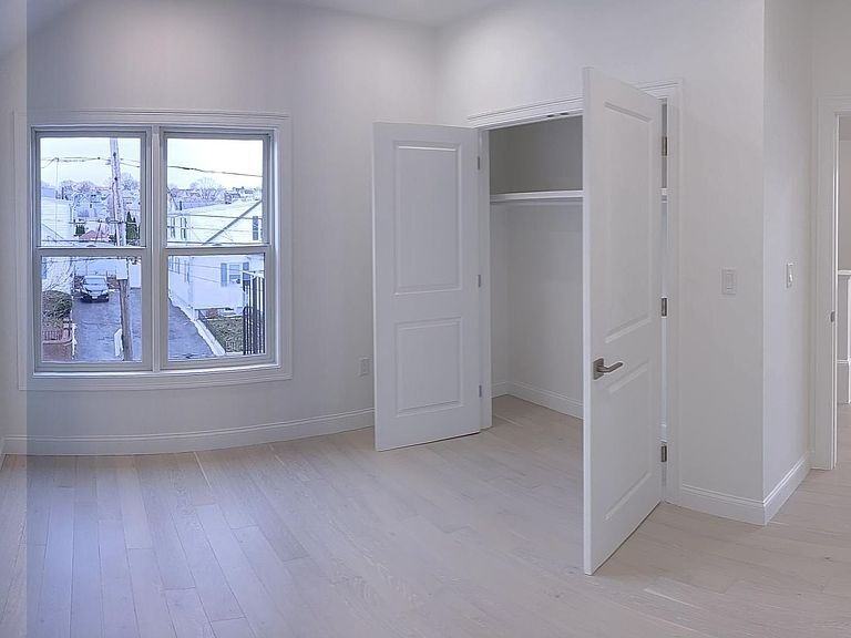 53 Bryant St - Photo 4 of 13