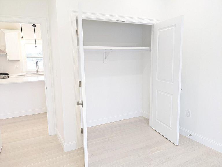 53 Bryant St - Photo 6 of 13