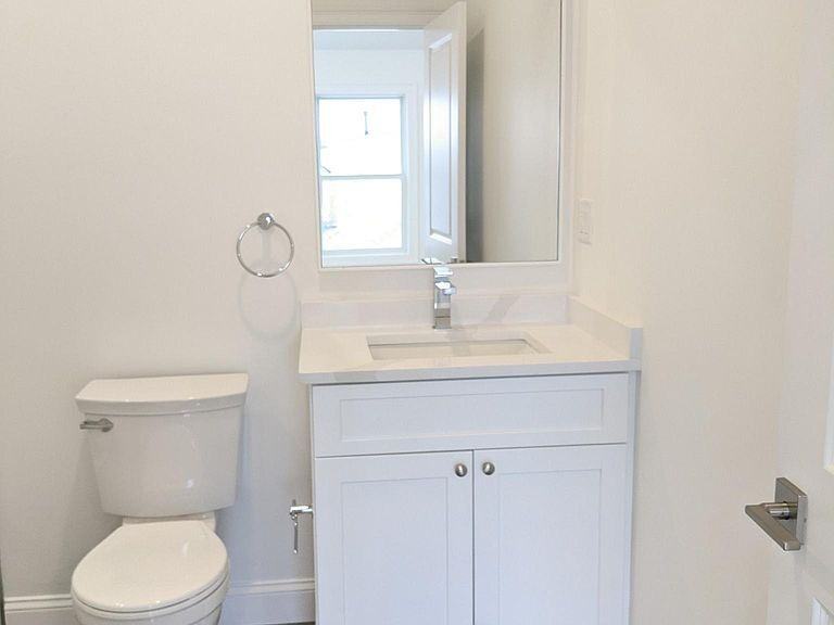 53 Bryant St - Photo 7 of 13