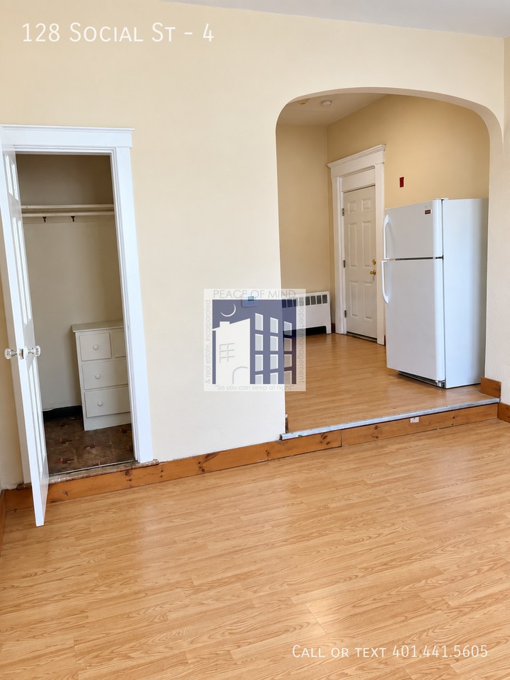 128 Social St #4 - Photo 4 of 8