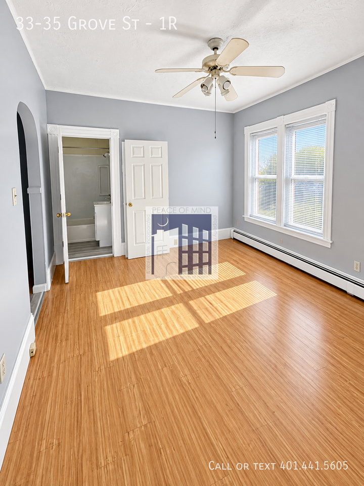 33 Grove St #1R - Photo 4 of 7