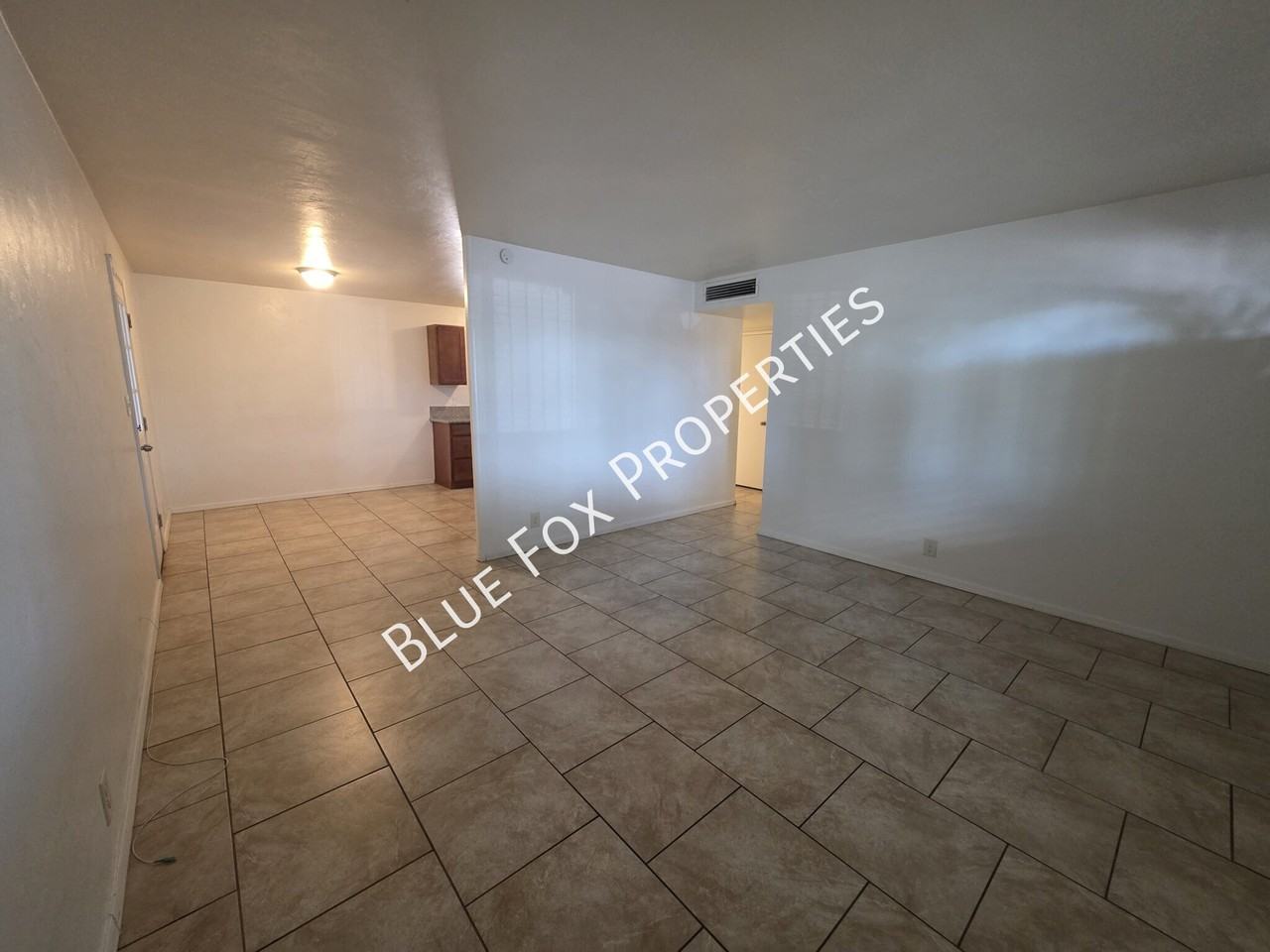 3807 E Dover Stra - Photo 4 of 22