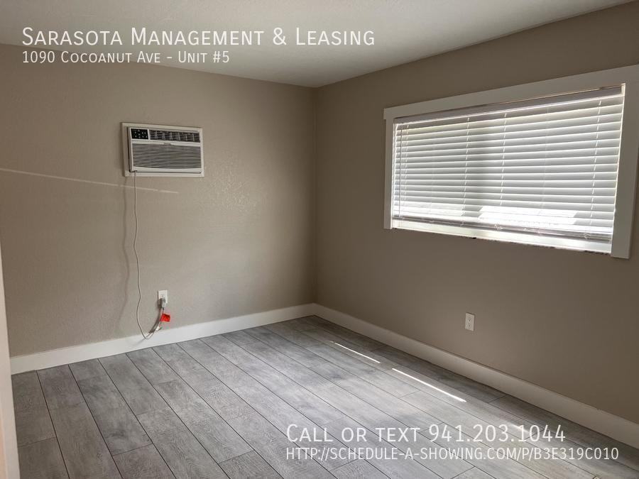 1090 Cocoanut Ave #5 - Photo 7 of 10