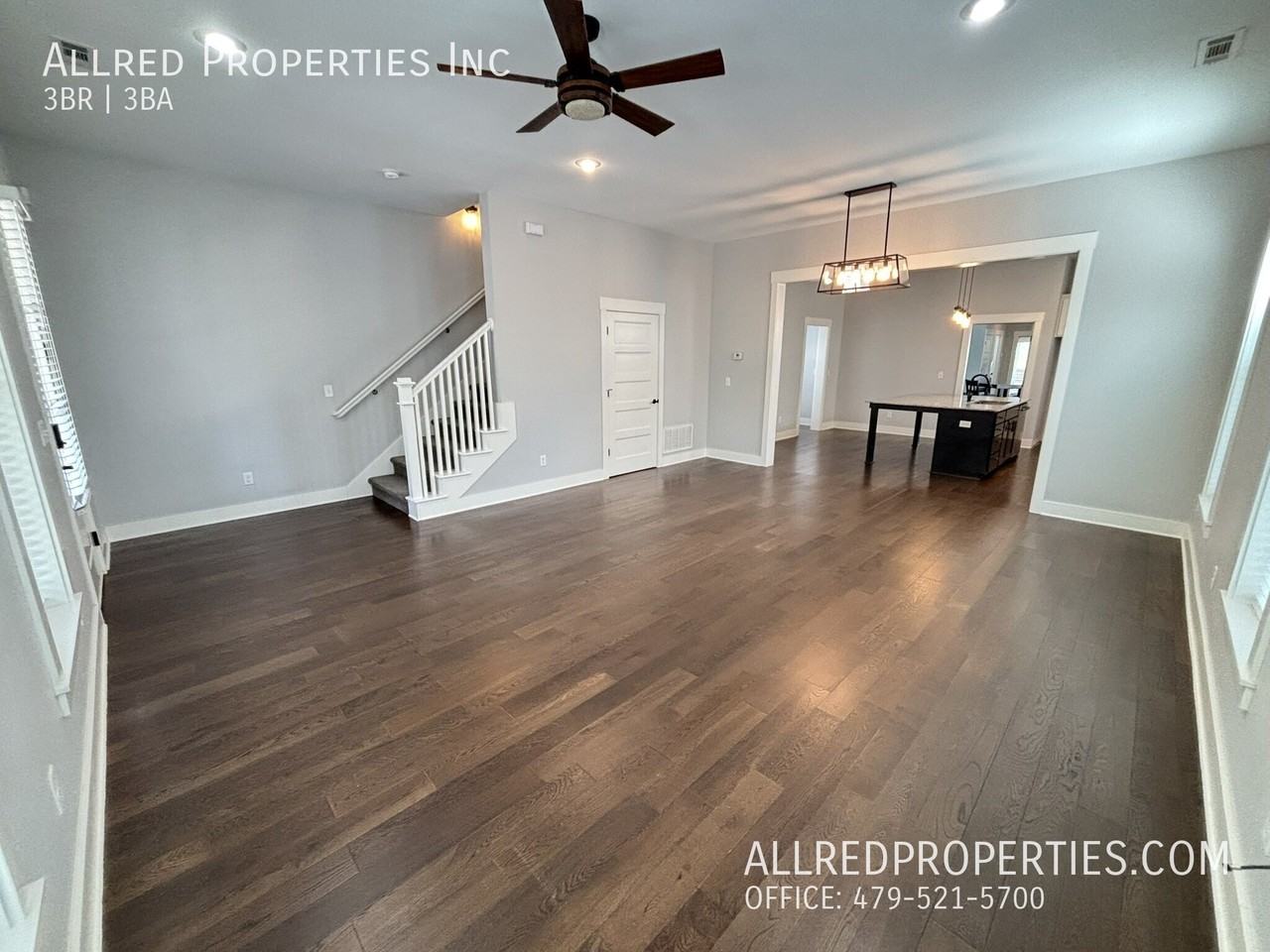 942 S College Ave - Photo 5 of 15