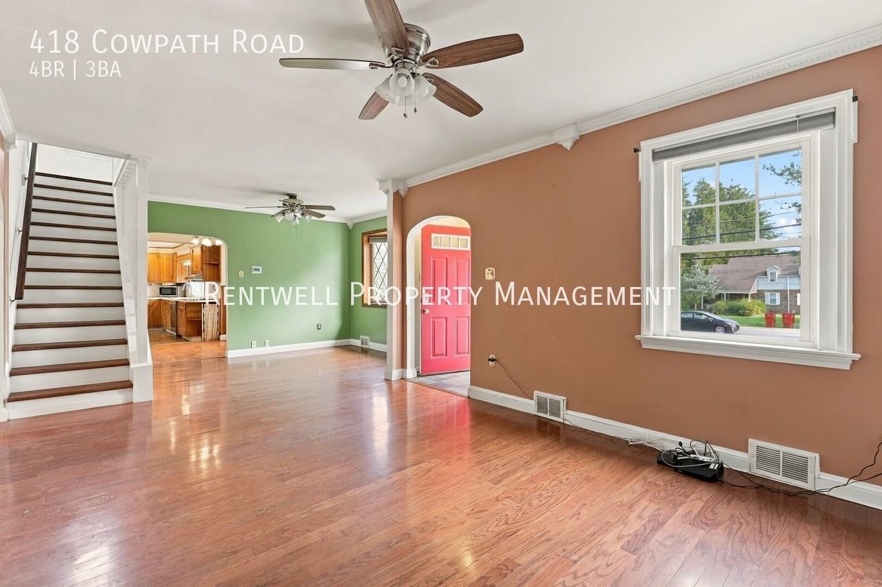 418 Cowpath Rd - Photo 4 of 27