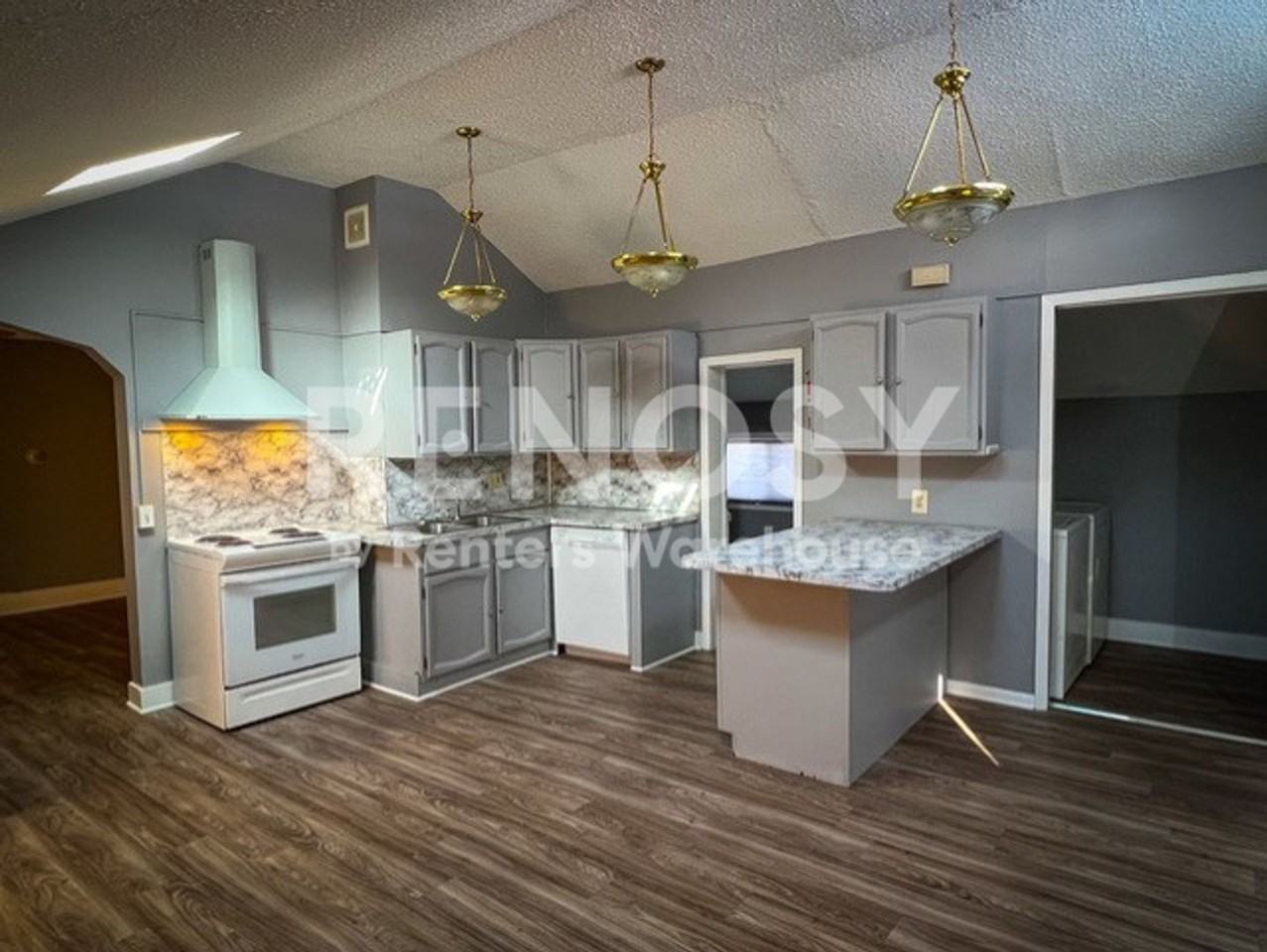 3849 Jackson St Ne #2 - Photo 3 of 13
