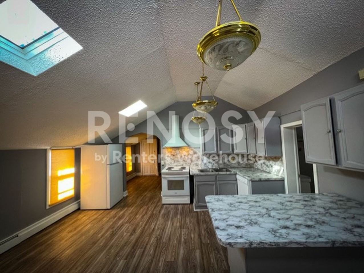3849 Jackson St Ne #2 - Photo 4 of 13