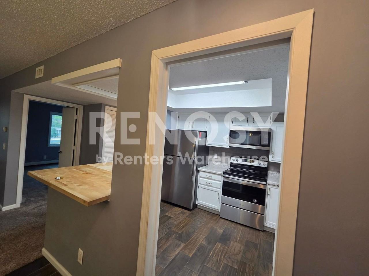 4710 58th Ave N #119 - Photo 7 of 30