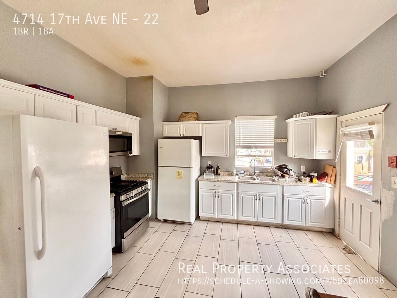 4714 17th Ave Ne #22 - Photo 4 of 11
