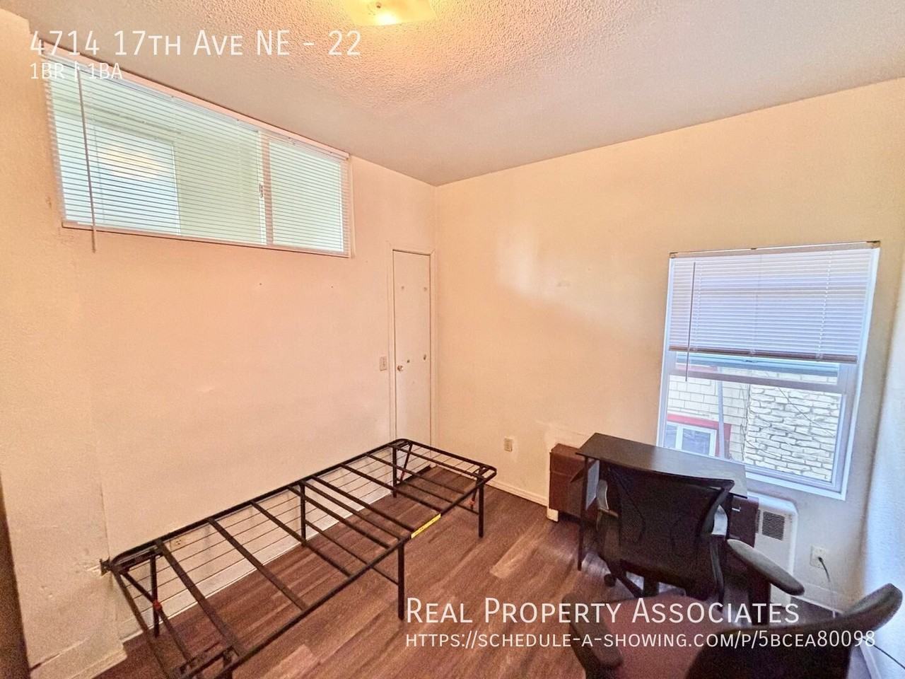 4714 17th Ave Ne #22 - Photo 6 of 11