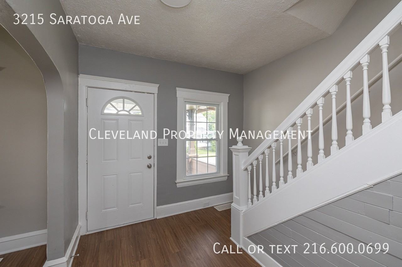 3215 Saratoga Ave - Photo 3 of 18