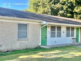 featured image of 409 W Commercial St