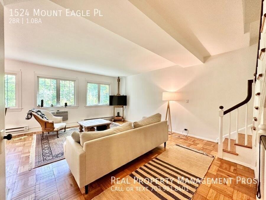 1524 Mount Eagle Pl - Photo 3 of 32