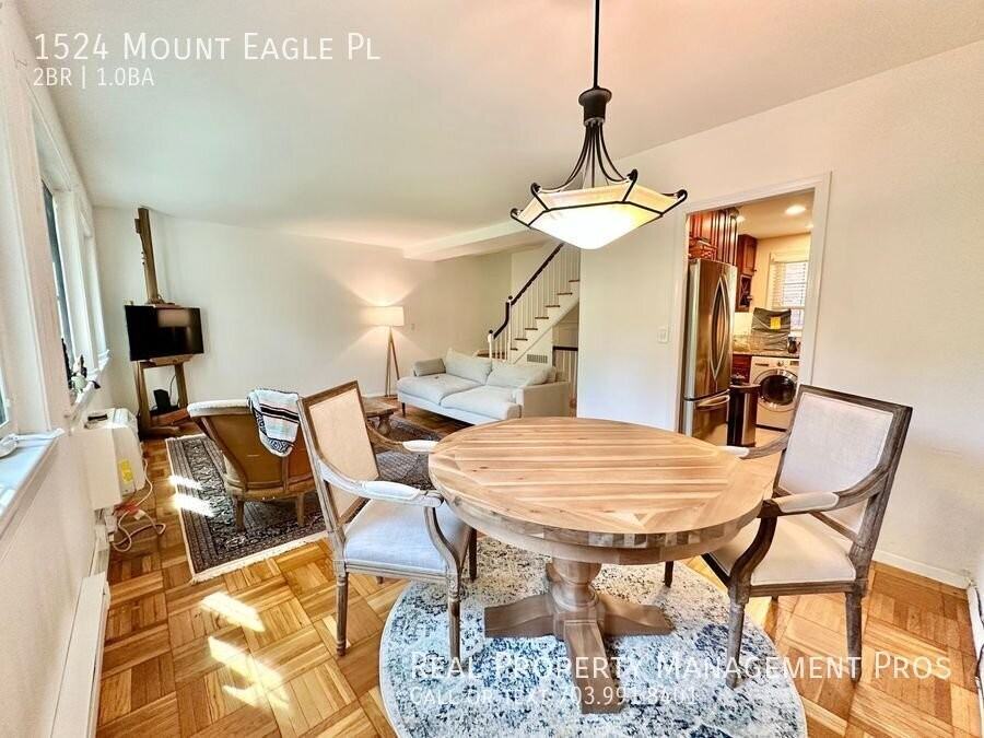 1524 Mount Eagle Pl - Photo 7 of 32
