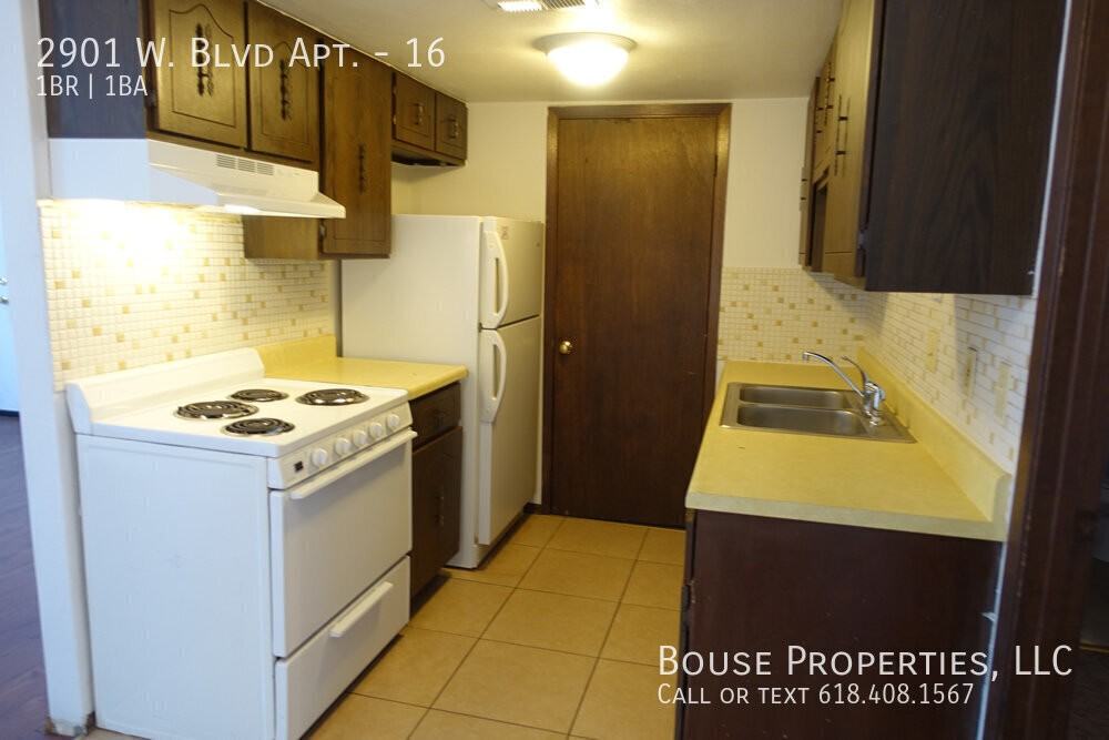 2901 W. Blvd Apt. #16 - Photo 3 of 5