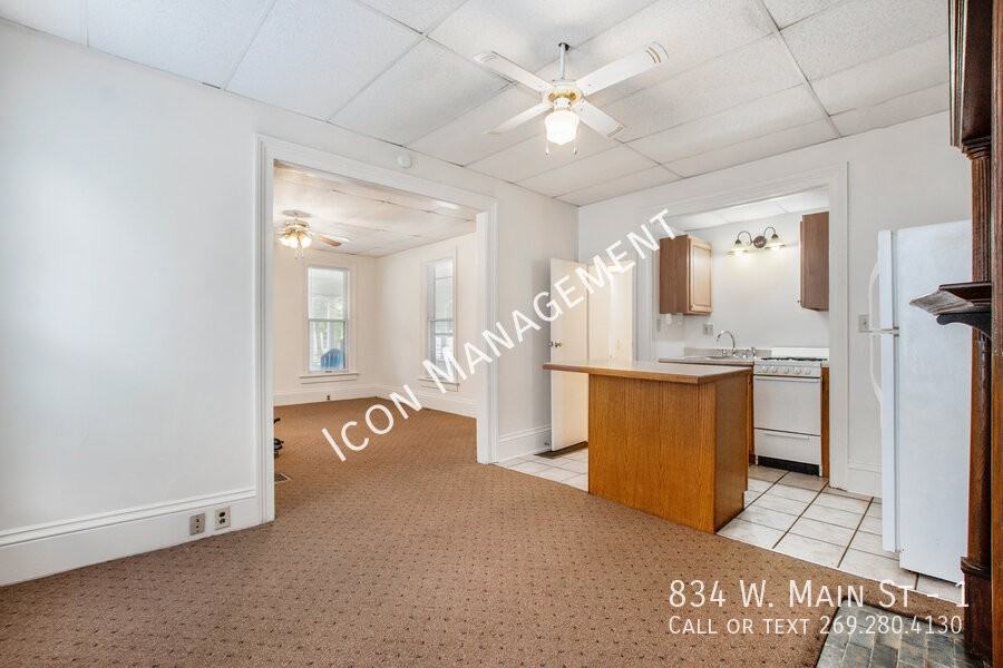 834 W Main St #1 - Photo 4 of 16