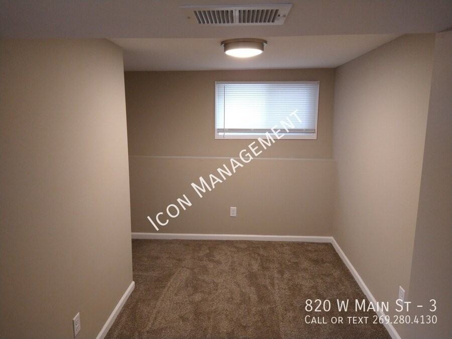 820 W Main St #3 - Photo 5 of 12