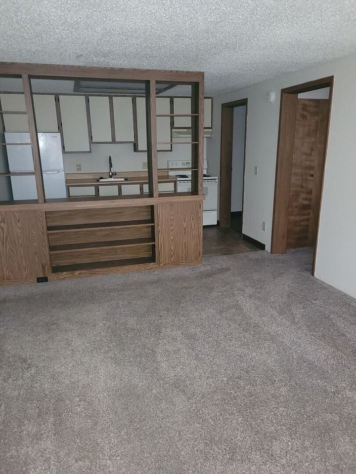 335 Cedargate Ct #335 - Photo 2 of 8
