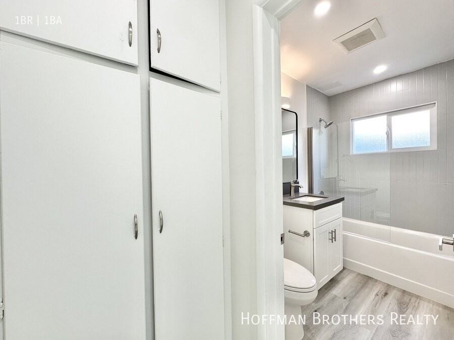 2431 W Avenue 33 #1-2 - Photo 5 of 13