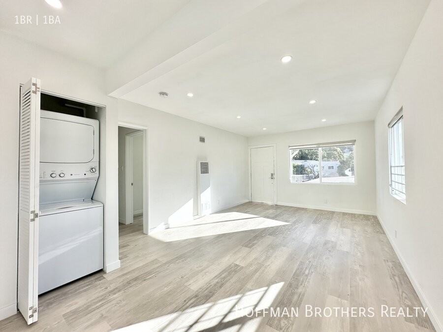 2431 W Avenue 33 #1-2 - Photo 7 of 13