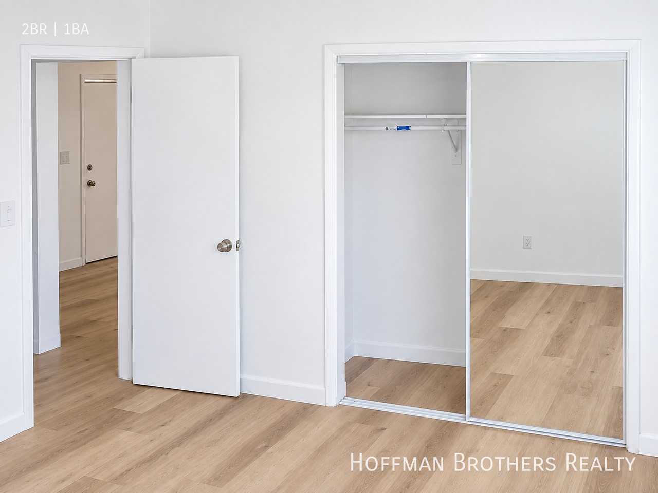 610 E Hyde Park Blvd #6 - Photo 5 of 7