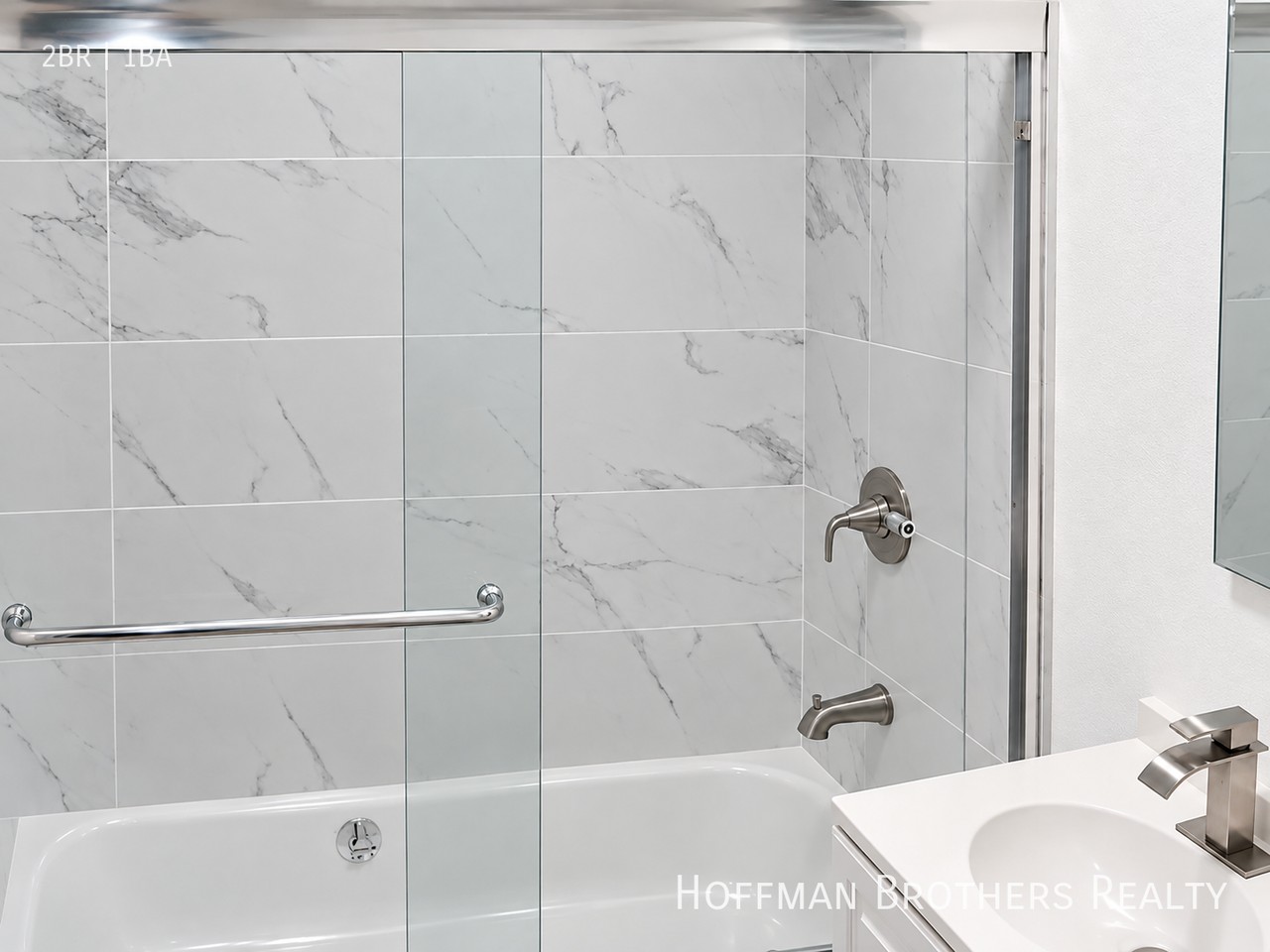 610 E Hyde Park Blvd #6 - Photo 7 of 7