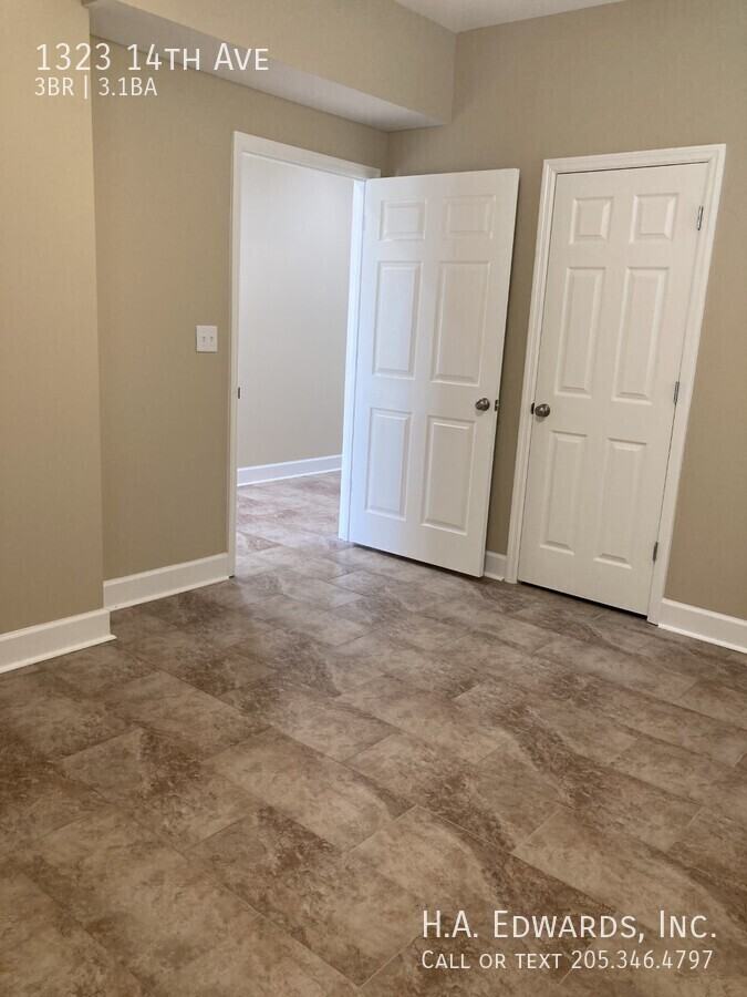 1323 14th Ave - Photo 4 of 27