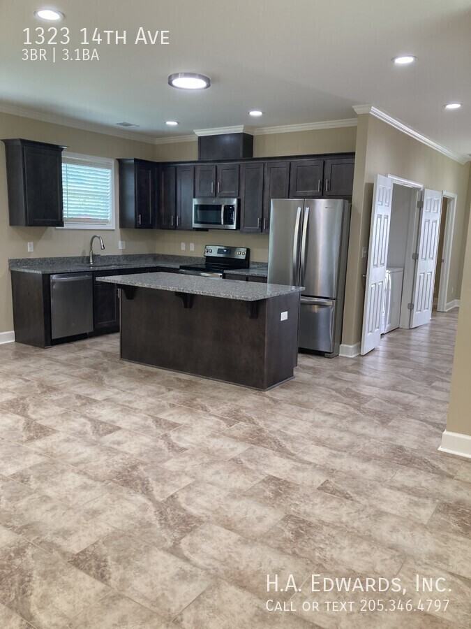 1323 14th Ave - Photo 6 of 27