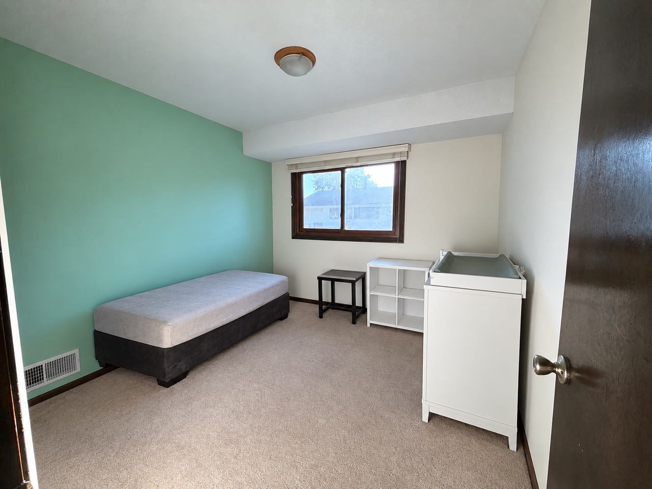 1109 E 145th St #1109 - Photo 6 of 13