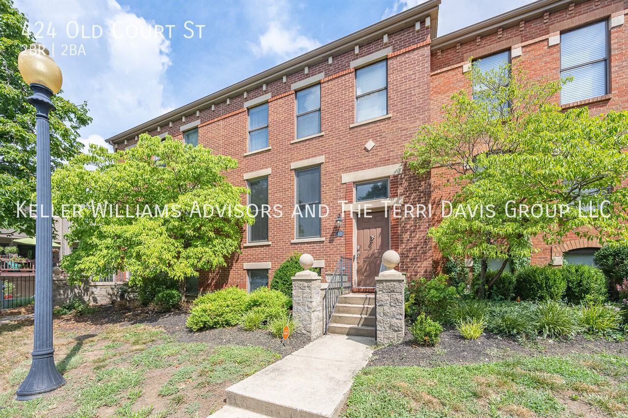 424 Old Court St - Photo 2 of 14