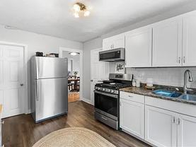 40 Vine St #2 - Photo 1 of 1