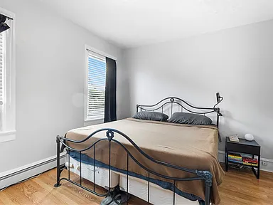 40 Vine St #2 - Photo 7 of 9