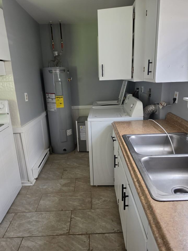 306 W Main St #3 - Photo 4 of 15