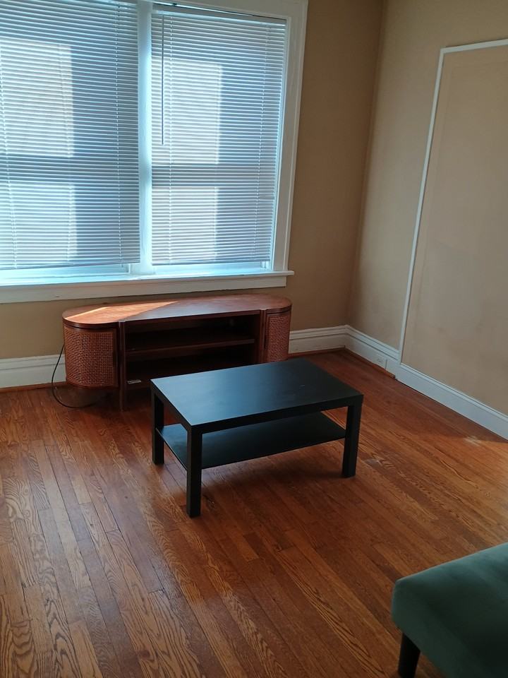 904 Eastgate Ave #2S - Photo 4 of 16