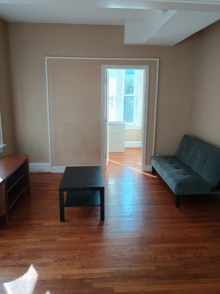 904 Eastgate Ave #2S - Photo 5 of 16