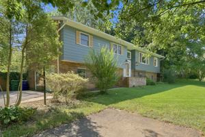 featured image of 6 Fieldcrest Cir #NA