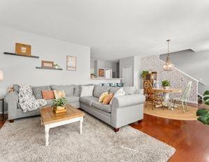 713 Abbington Ct #NA - Photo 2 of 13