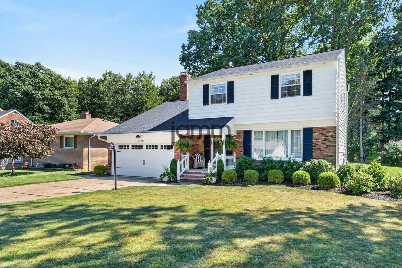 24299 Beech Ln - Photo 4 of 32