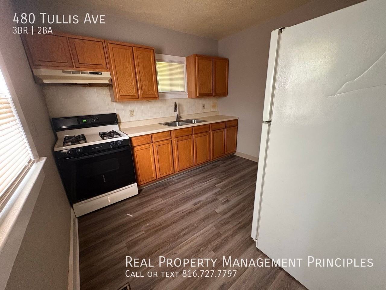 480 Tullis Ave - Photo 7 of 35