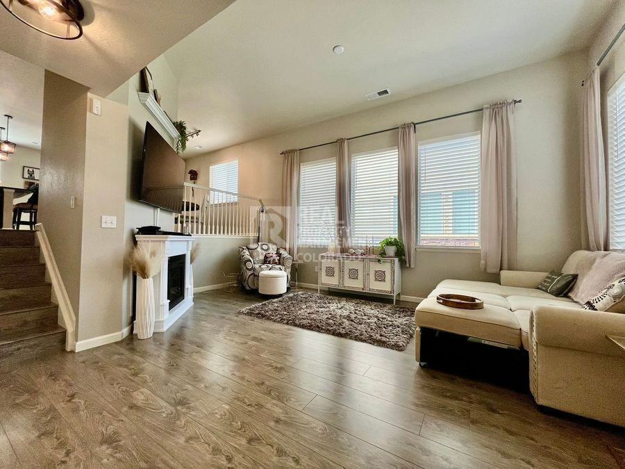 1770 Aspen Meadows Cir - Photo 2 of 42