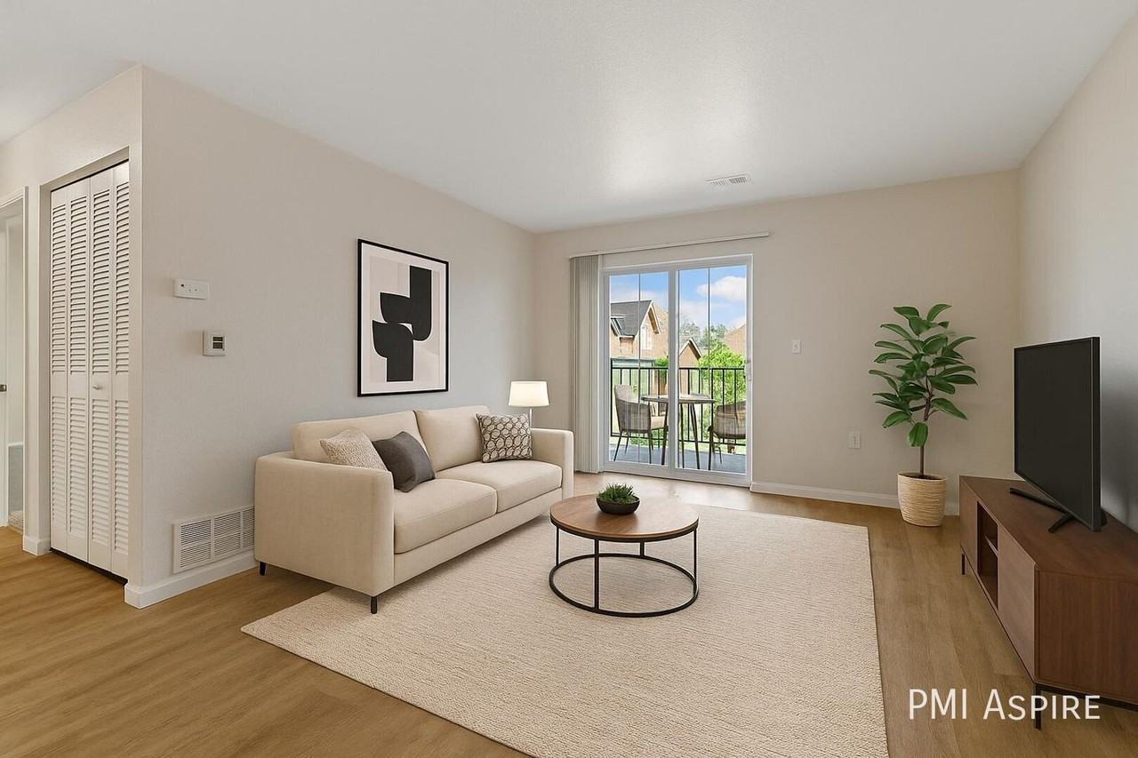 321 Quail Rd - Photo 4 of 34