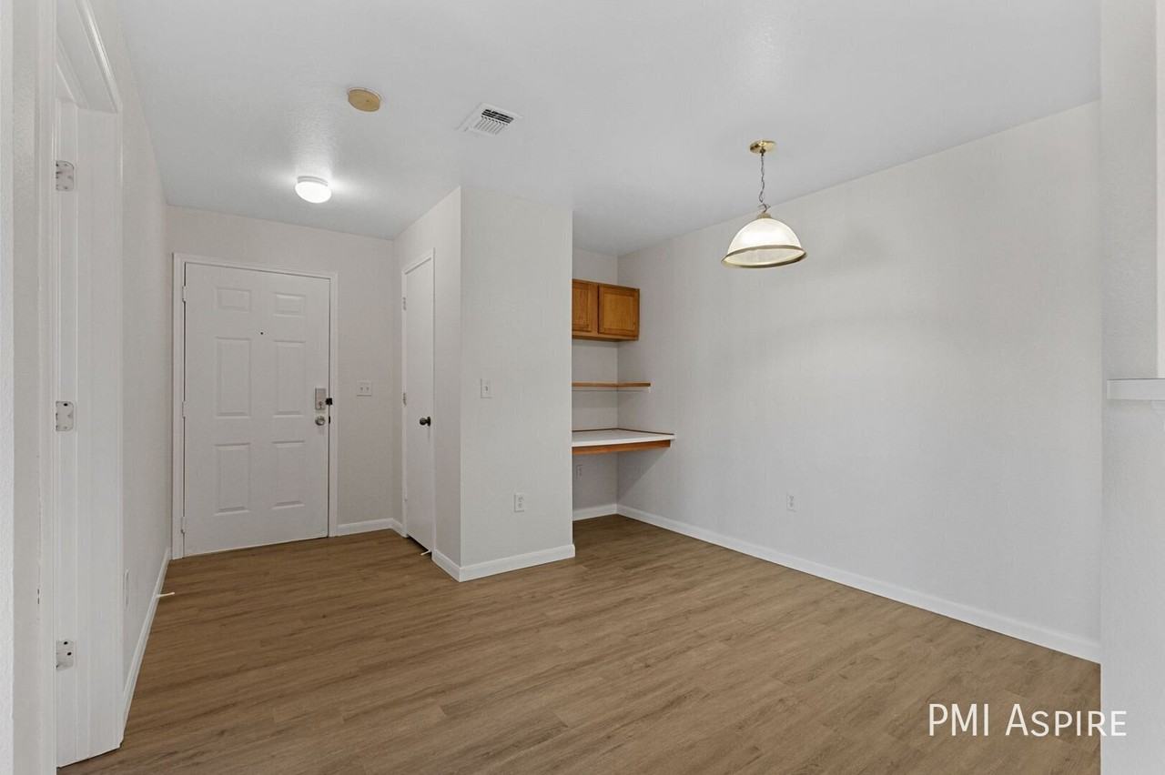 321 Quail Rd - Photo 7 of 34