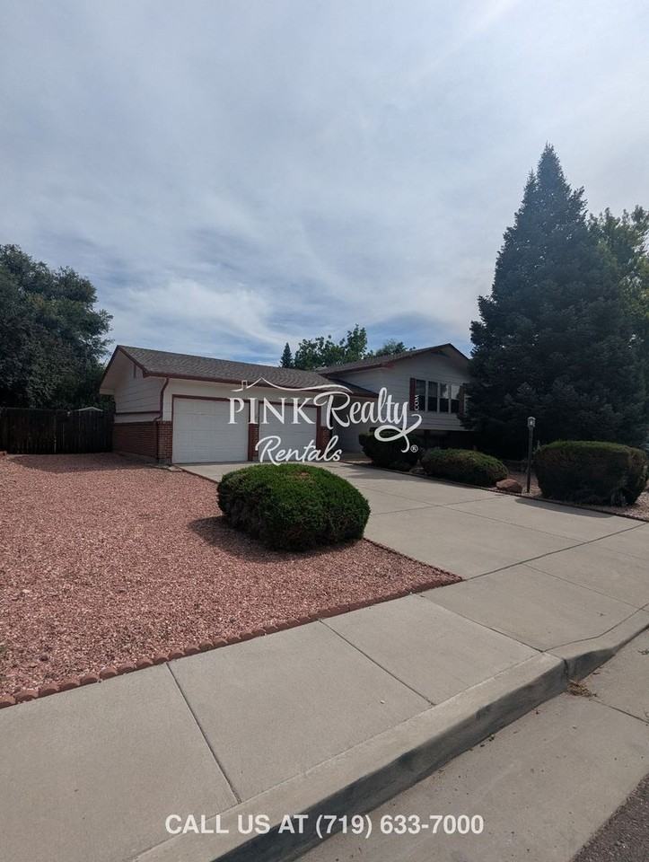 4025 Cantrell Dr - Photo 2 of 33
