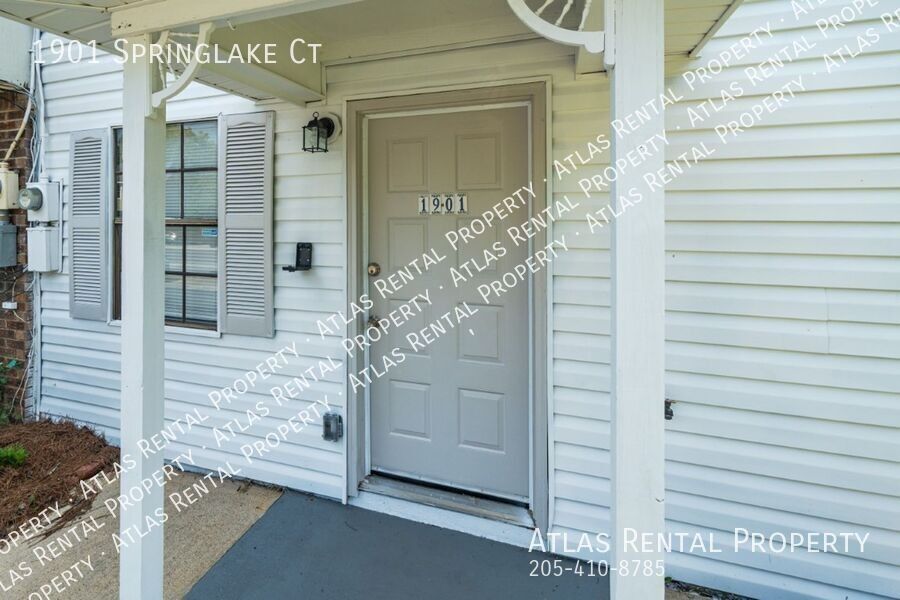 1901 Springlake Ct - Photo 3 of 17