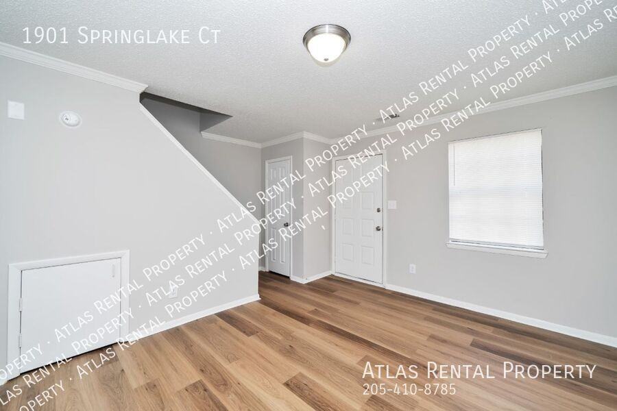 1901 Springlake Ct - Photo 5 of 17