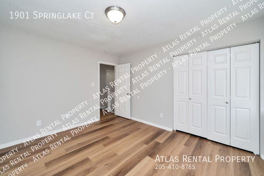 1901 Springlake Ct - Photo 7 of 17