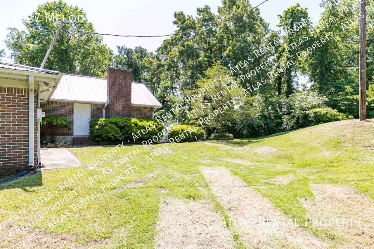 1027 Melody Dr - Photo 5 of 43